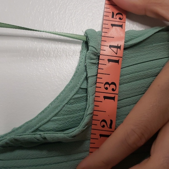 Zara Green Halter Jumpsuit with Flowing Wide-Leg Design Medium - Picture 12 of 16